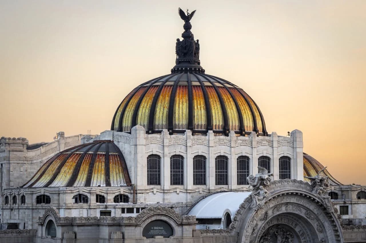 Palacio de Bellas Artes — la fotógrafa Emma Pinto