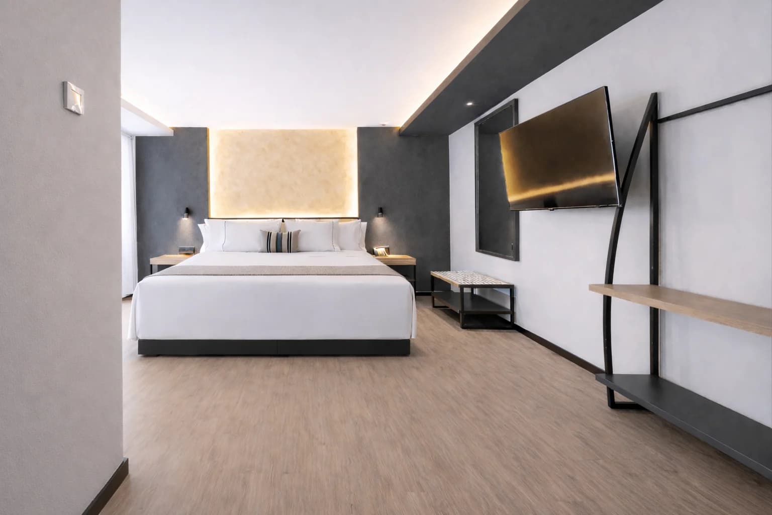 Hotel Catedral. Interior suite. Bathroom with luxury shower and deep soaking tub.