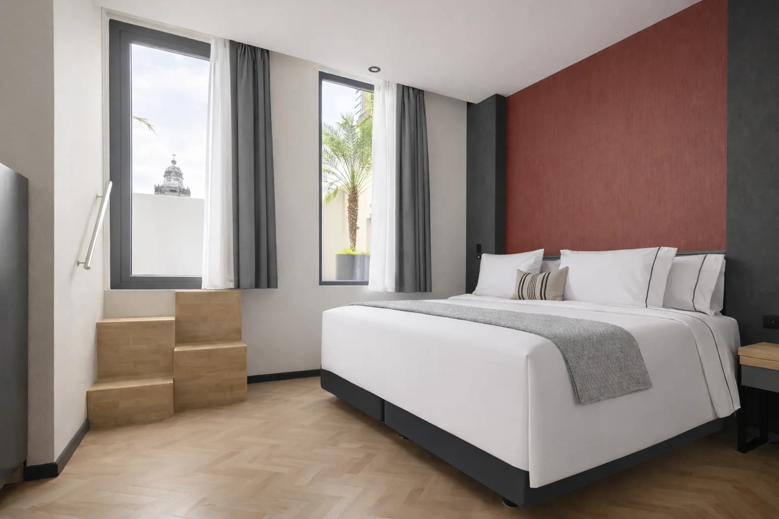 Hotel Catedral. Terrace suite. Modern decor with views of the Metropolitan Cathedral.