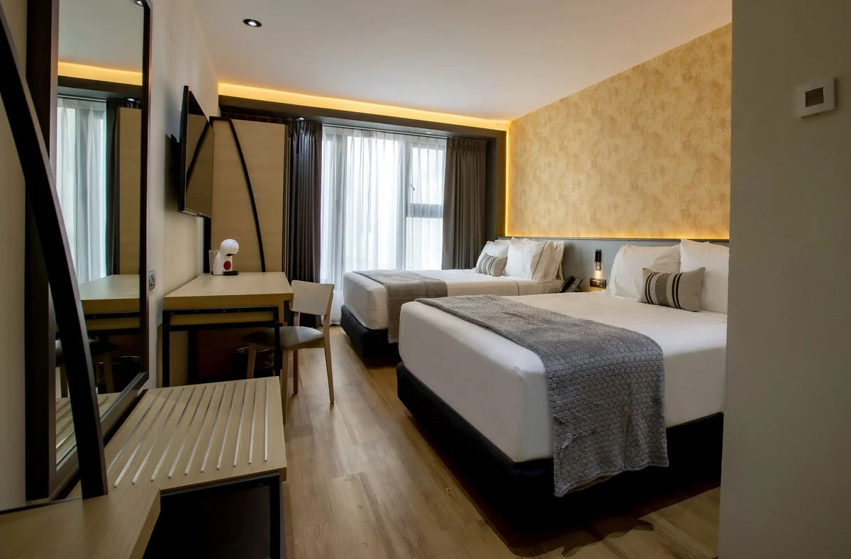 Habitación Doble Interior - 2 Camas y Confort Moderno | Hotel Catedral, image size:1200x788